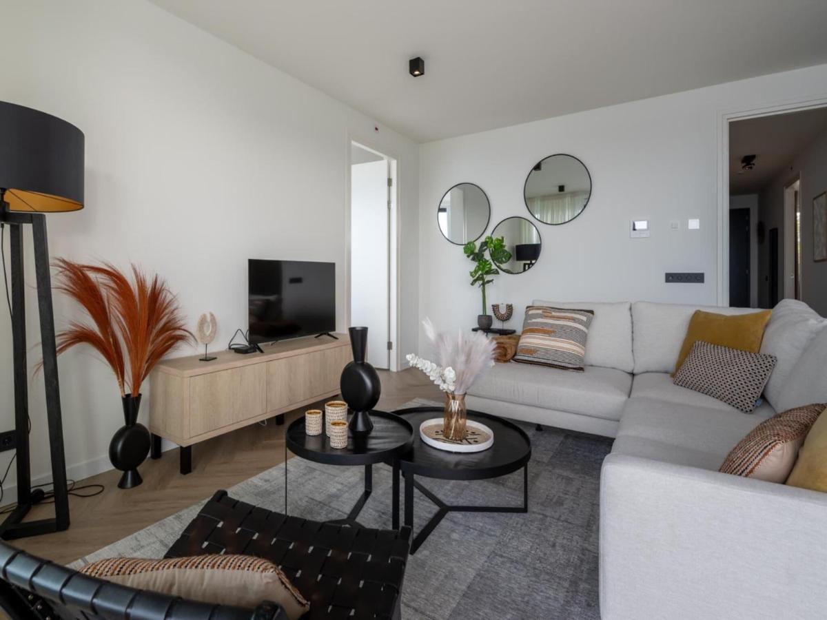 ארנמאודן Spacious Waterfront Apartment מראה חיצוני תמונה